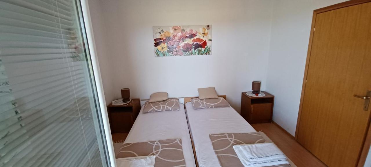Apartments Vesna Nova Vas  Eksteriør bilde